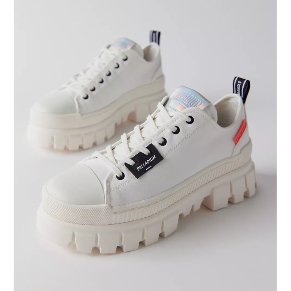 Palladium Women’s ‘Revolt LO TX’ Boots - Star White